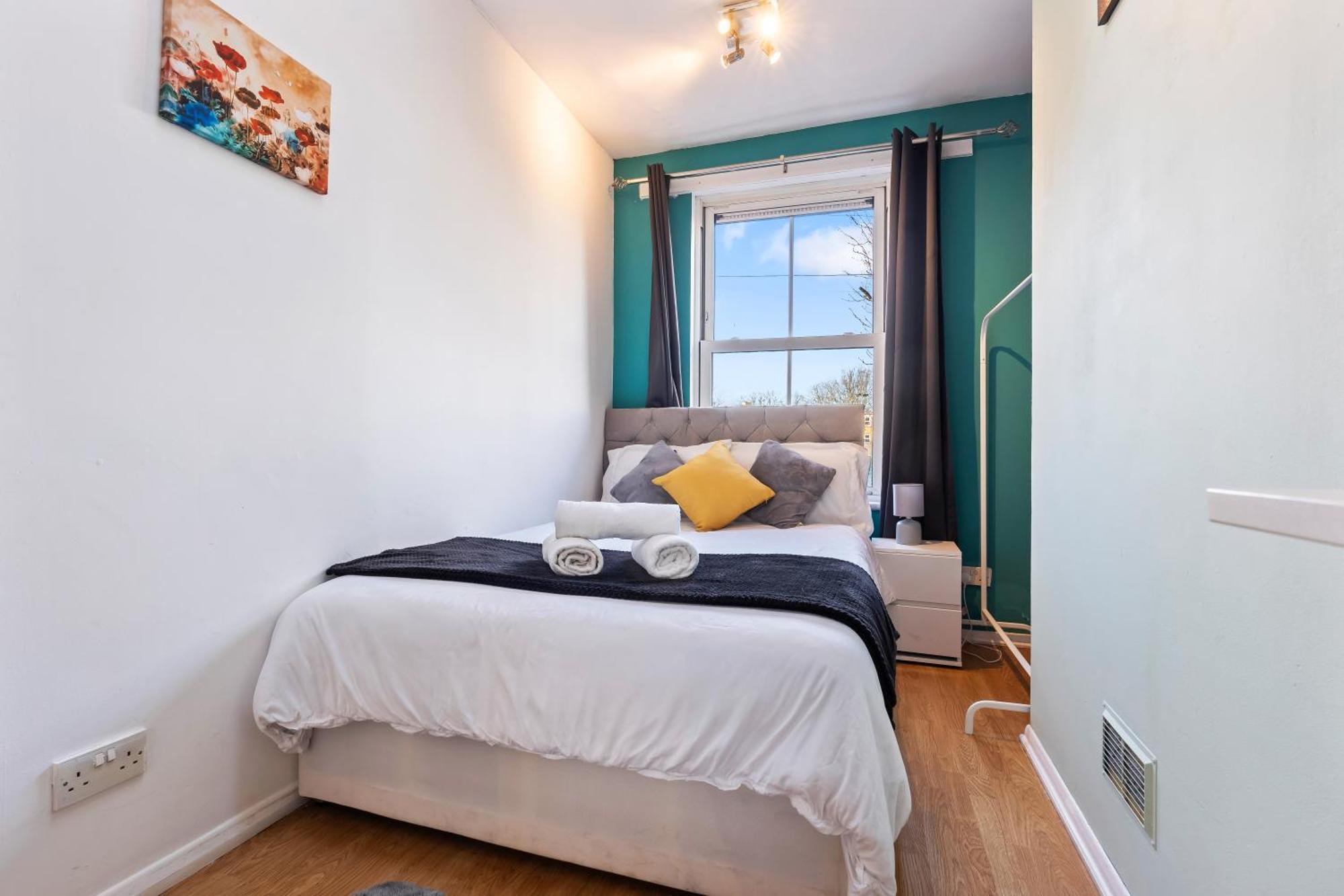 Comfy 4Br House Close To Subway London Exterior foto