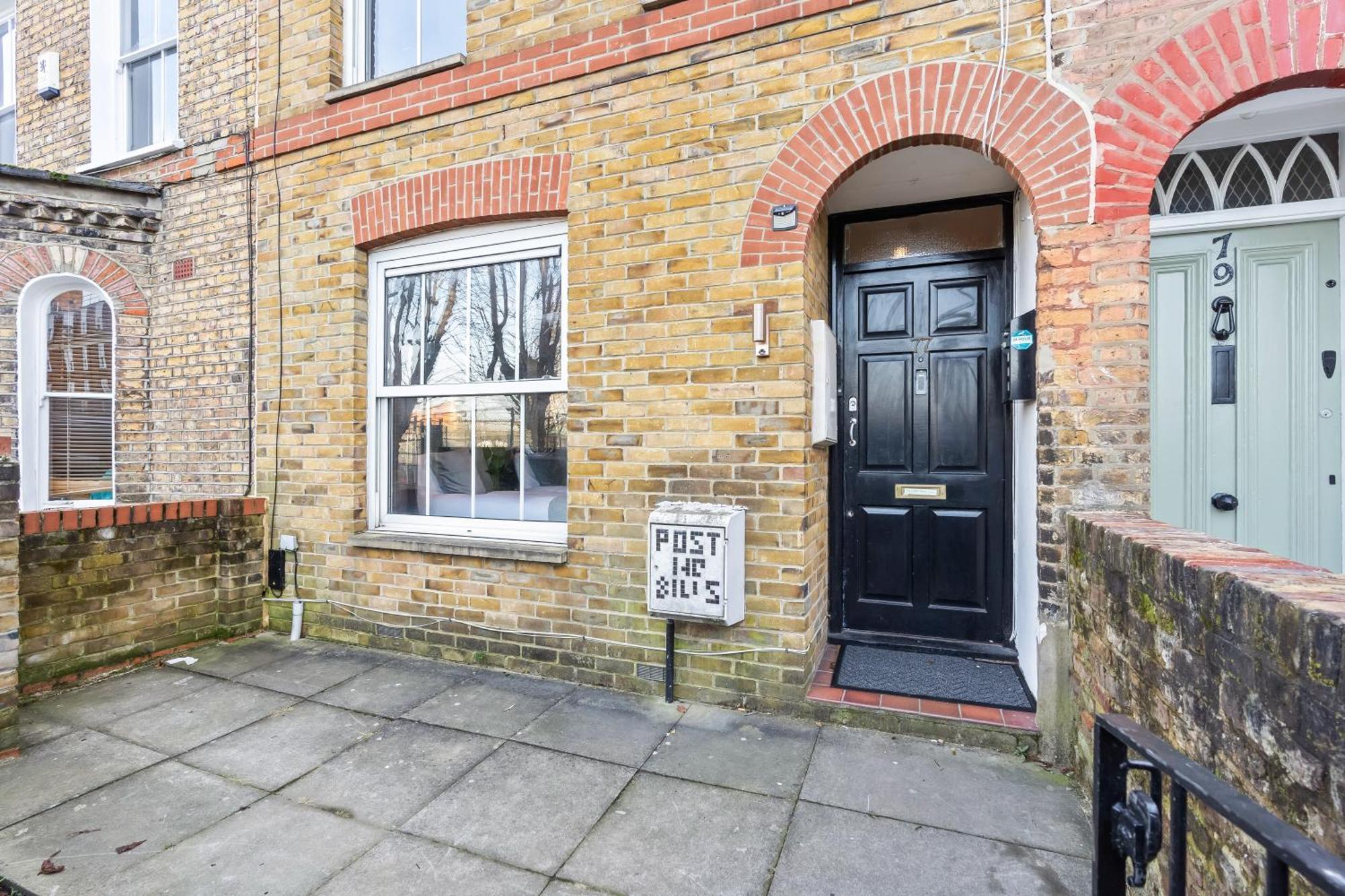 Comfy 4Br House Close To Subway London Exterior foto