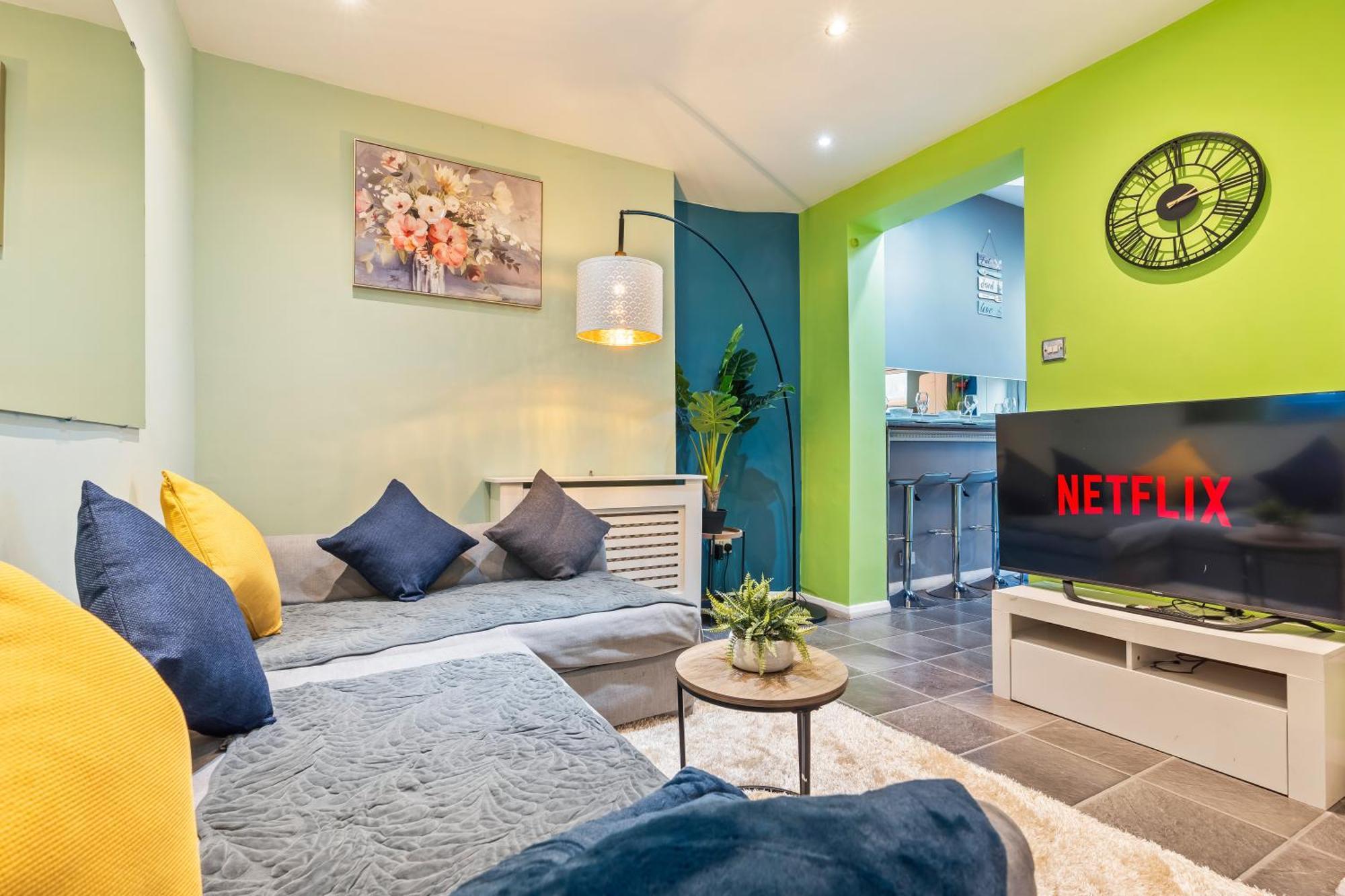 Comfy 4Br House Close To Subway London Exterior foto