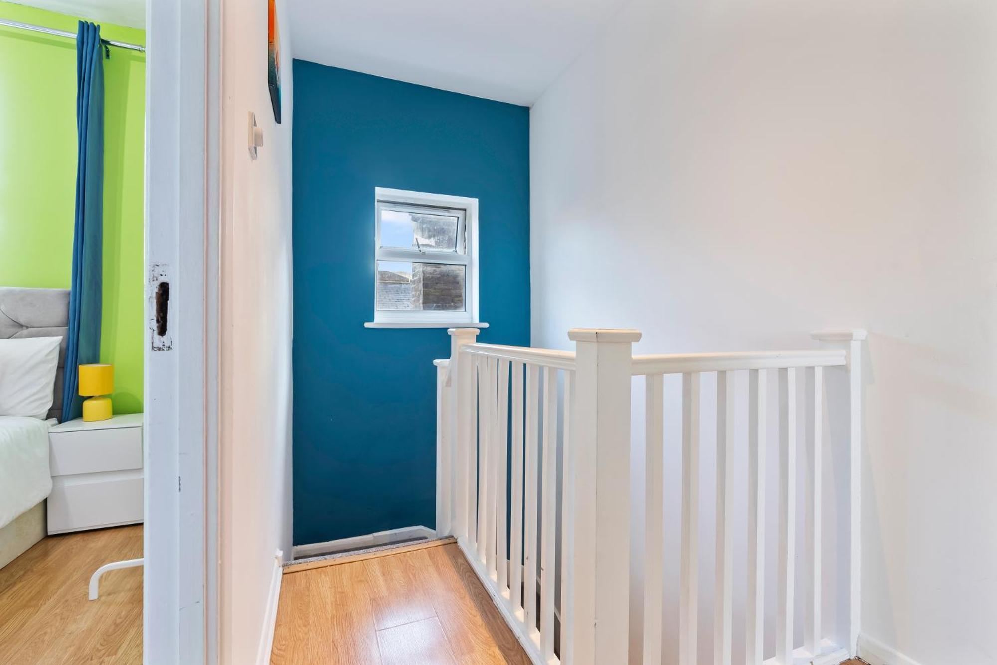 Comfy 4Br House Close To Subway London Exterior foto